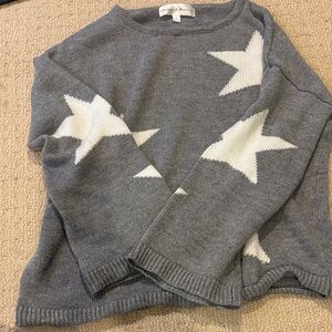Chelsea & Theodore Gray Knit Crewneck Sweater with White Stars